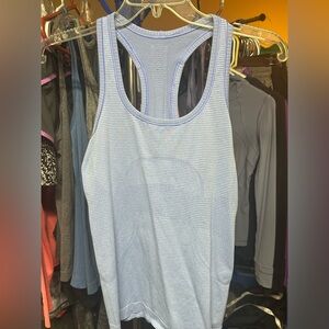 Lululemon swiftly tank size 4